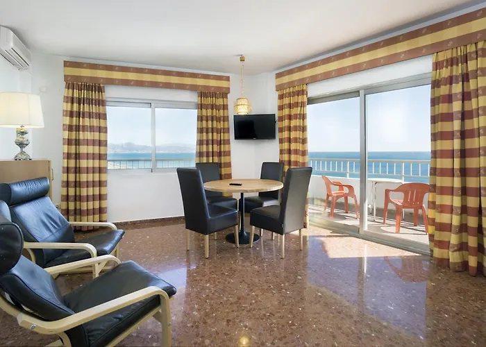 Bajondillo Aparthotel 4*