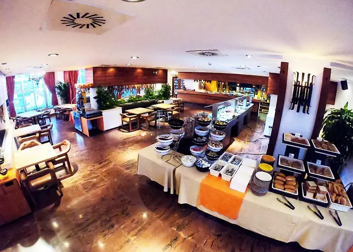 Bajondillo Aparthotel 4*