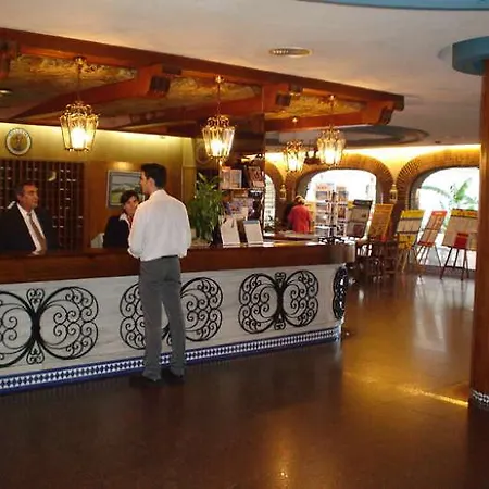 Bajondillo Hotel apartamentowy