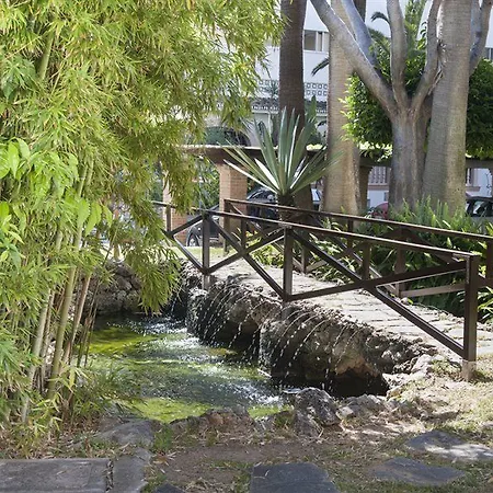 Hotel apartamentowy Bajondillo