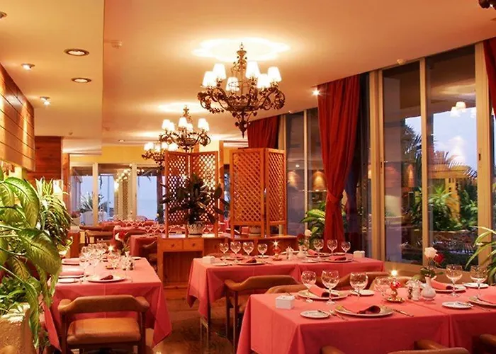 Bajondillo Apart-hotel 4*