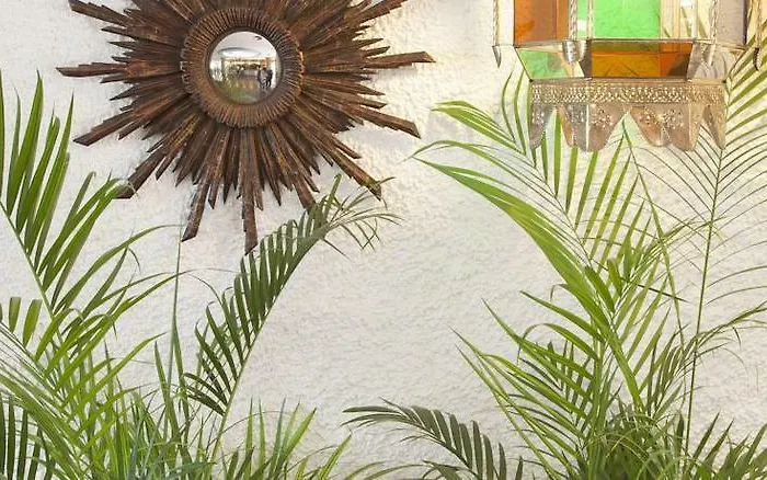 Ξενοδοχείο με διαμερίσματα Bajondillo